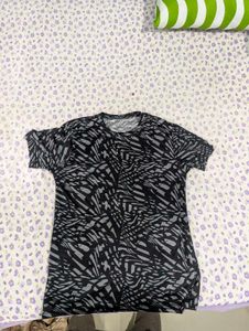 Nike Graphic T-Shirt