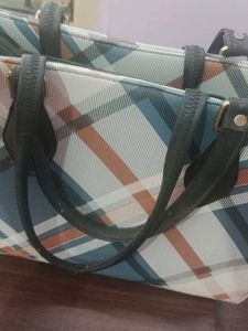 Stylish Plaid Handbag Tite Bag Very New