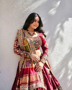 Lahenga Suits