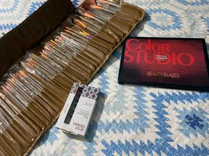 Eyeshadow Palatte With Set Brushes