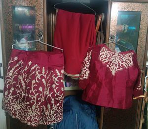 Red Lehanga