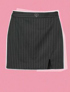 H&amp;M Skirt mini Brand New