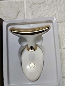 Lifting And Firming FACE MASSAGER