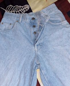 Light Blue Wash Haigh Waist Jeans