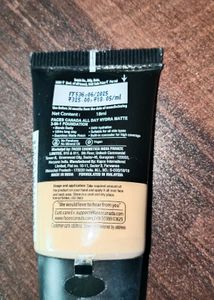 Faces Canada All Day Hydra Matte Foundation