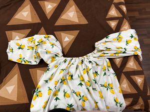 Beautiful Offshoulder Top
