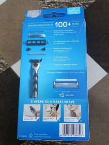 Gillette Razor with Cartridge