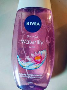 Nivea Shower Gel ( Water Lily)