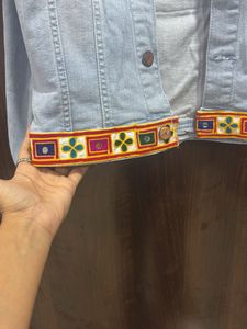 FUSION DENIM JACKET and BLOUSE😍😍combo