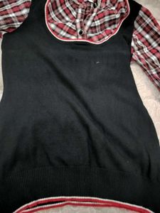 Stylish Plaid Accent Top