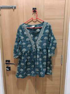 Short Kurta (Cotton, Gujarati Style)