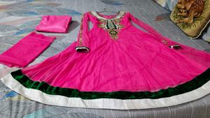 Pink Embellished kurta set