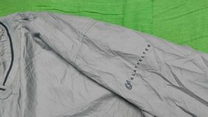 Stylish Gray Pullover Jacket