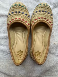 Gold Ballerinas - Ethnic kids Jutis