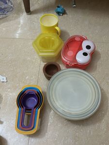 Mixed Kitchen Utensils Measuring Cup