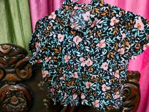 Floral Cropped Shirt