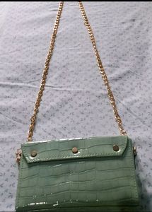 Box Golden Chain Sling Bag