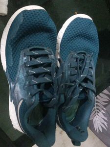 Redtape Sports Shoes