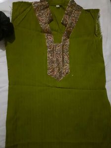 Olive Short Kurti 🌻
