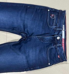 Brand New Unused Men&#39;s Stylsh Blue Flu Jeans 👖