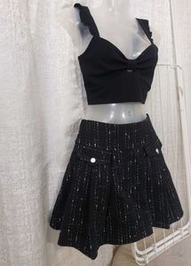Tweed black short-skirt
