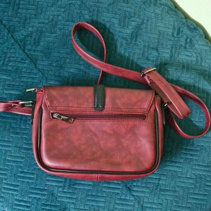 Leather Sling Bag🤩