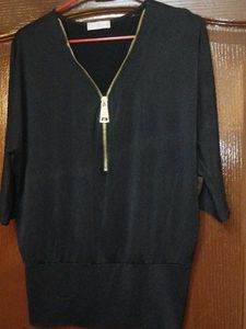 Black Zipper Top