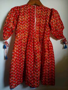 Cute Floral Print Top Size Small