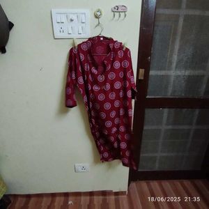 Maroon Printed Kurta
