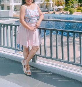 Butterfly Printed Crop Top And Women Skirt 🌸