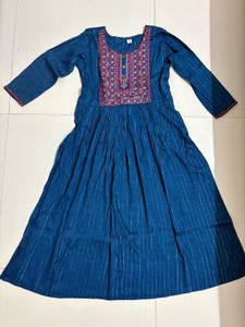 Blue Embroidered Aalia Cut Kurta With Zari Work