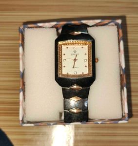 Black And Golden Watch 🖤