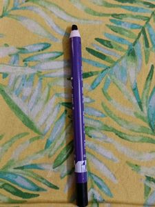 Plum Highlighter And Kajal Combo