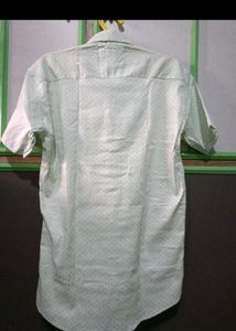 Patterned Men&#39;s Shirt
