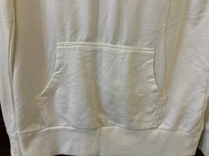 White Sweatshirt With Designer Neck And Cap