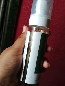 Toning Water With Cica , Rose And Licorice