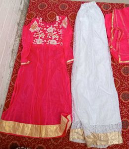 Beautiful Kurta Skirt With Duppata