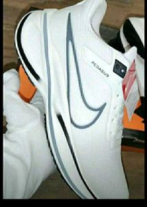 LAST PRICE - NIKE Running shoes