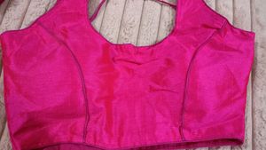 Deep Neck Sleeveless Blouse