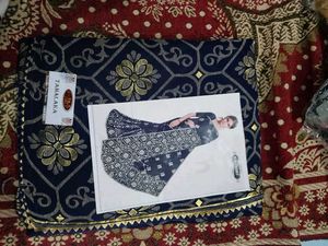 Fully Printed &amp; Sparkled Sarees With Blouse
