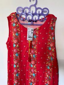 SRISHTIFloral Print A-Line Kurta