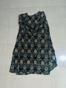 Elegant Women&#39;s Kurtis - Set of 2