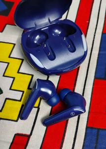 Gaming Earbuds At 40ms and Leds