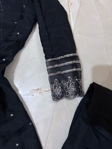 Elegant Black Salwar Kameez Suit