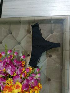 🇱🇷 Imported Black Thongs Pack Of 9