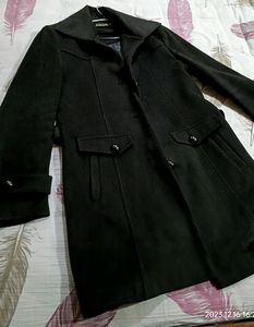 Women Branded Winter Coat In Black Colour