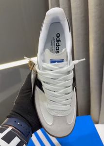 ADIDAS Samba black white