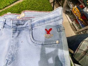 American Eagle Light Wash Jeans