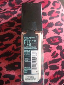 FIT me! Foundation 230 Natural Buff
