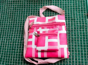 Girly Long Check Slingbag